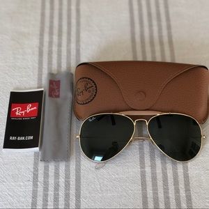 Ray-Ban Outdoorsman II gold Aviator sunglasses